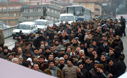 'TEKEL'C�LERE DESTEK VEREN MADENC� ZARARDA...